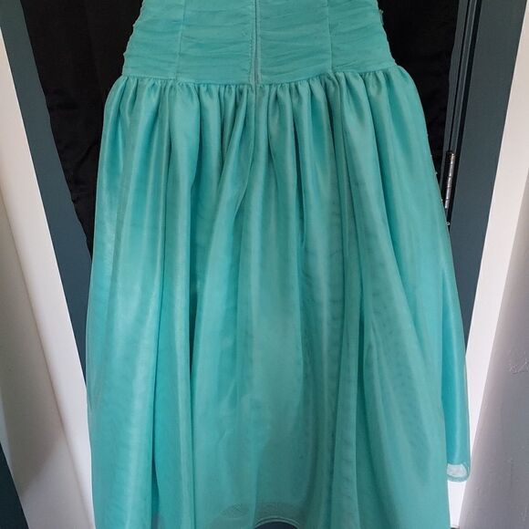 Morgan and Company Teal Strapless Prom Dress - Picture 10 of 15